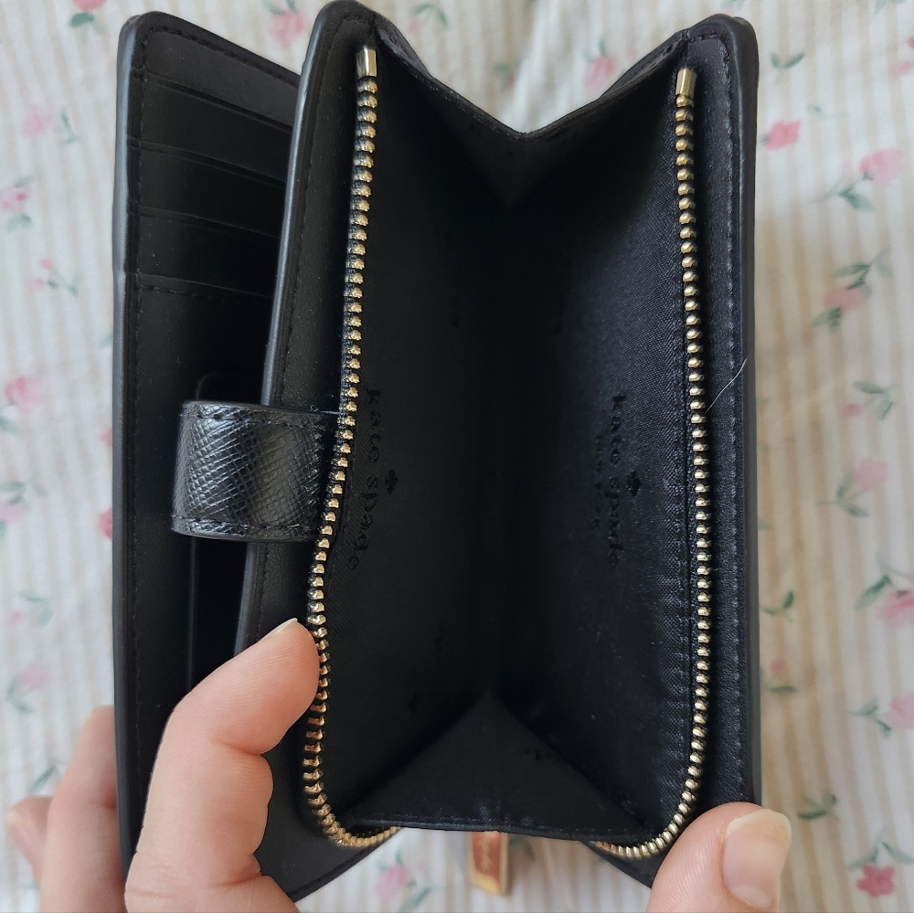 Kate Spade Wallet - Picture 5 of 6